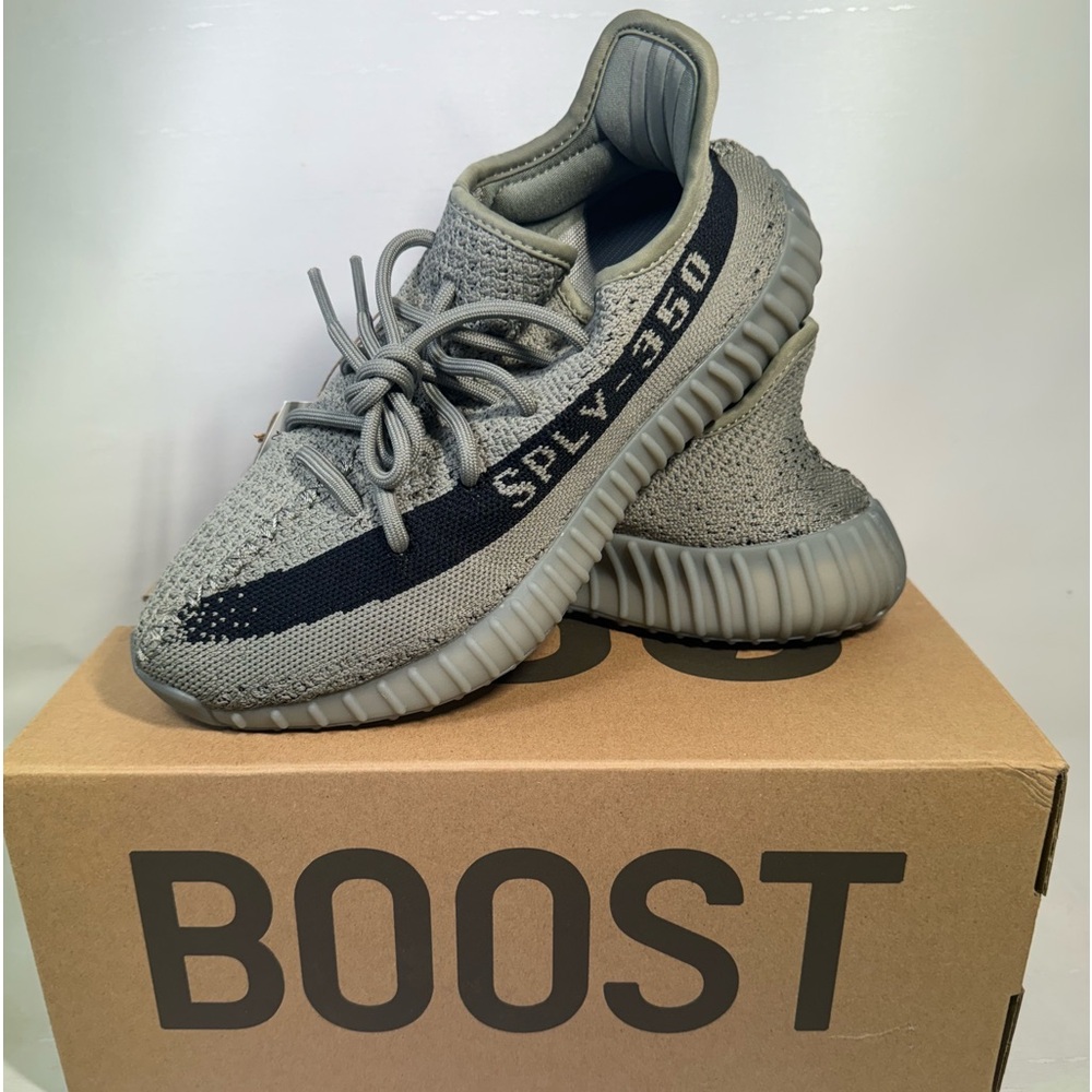 New In Box YEEZY Boost 350 V2 HQ2059 Granite Size 6.5 Authentic Rare Kanye SALE